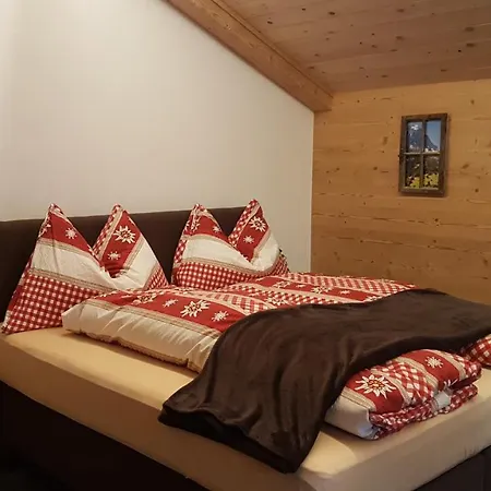 Bei Der Arve Farm stay