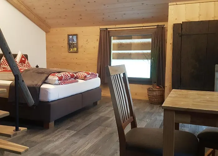 Bei Der Arve בית חווה *