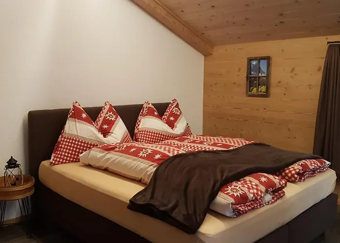 Bei Der Arve בית חווה